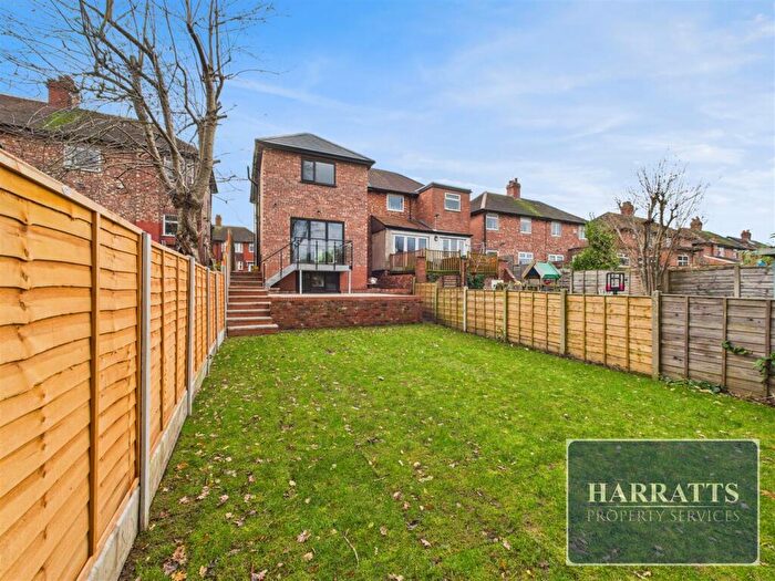 4 Bedroom Semi-Detached House For Sale In Petersburg Road, Edgeley, Stockport, SK3