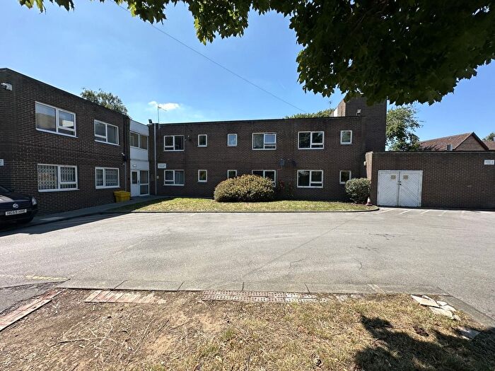 2 Bedroom Flat For Sale In North Street, South Kirkby, Pontefract, WF9