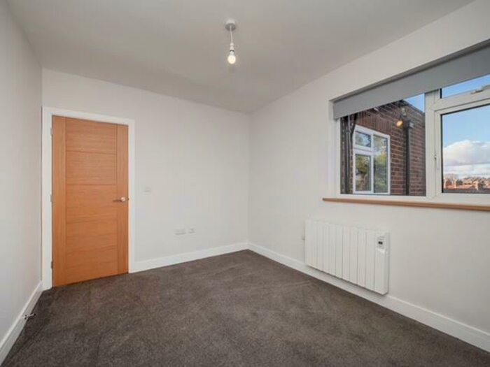 1 Bedroom Flat To Rent In Golden Triangle, Norwich, NR2