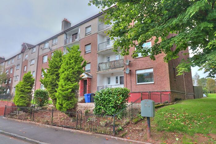 2 Bedroom Flat For Sale In Waulking Mill Road, Hardgate, Clydebank, G81