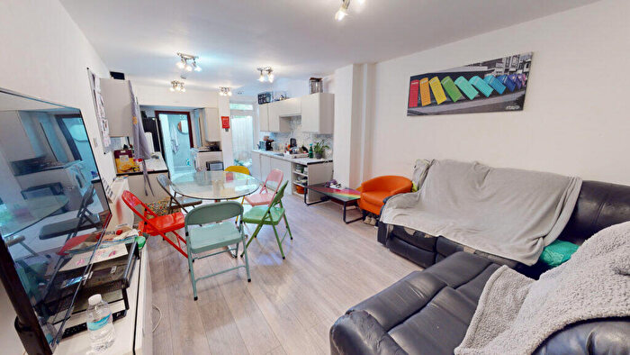 6 Bedroom Terraced House To Rent In Hubert Road, Selly Oak, Birmingham, B29