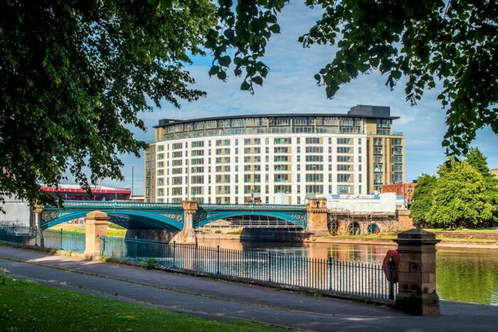 3 Bedroom Flat To Rent In Pavilion Road, West Bridgford, Nottingham, NG2