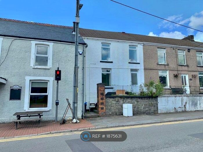 3 Bedroom Terraced House To Rent In High Street, Glynneath, Neath, SA11