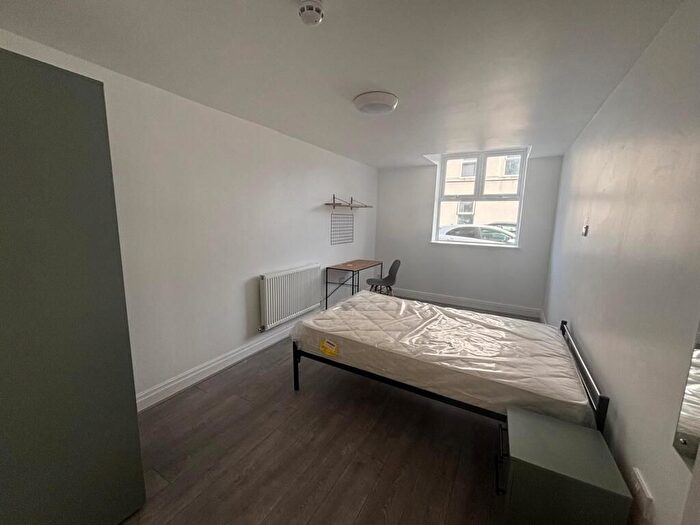7 Bedroom Flat To Rent In Kensington, Liverpool, L7