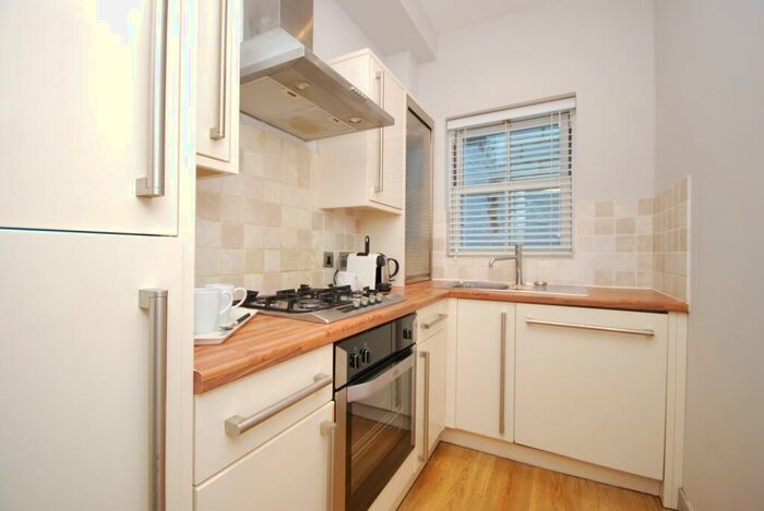 2 Bedroom Flat To Rent In Lordship Lane East Dulwich, SE22