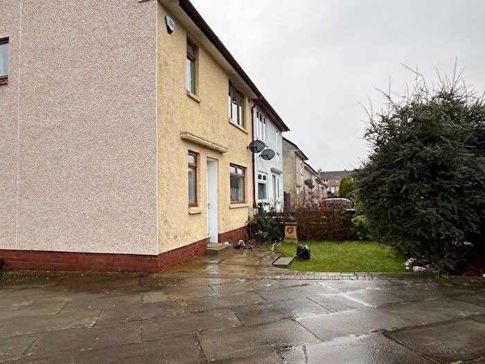 2 Bedroom Property To Rent In Coldgreen Avenue, Kilbirnie, KA25