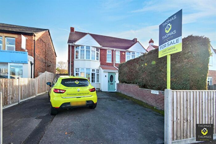 3 Bedroom Semi Detached House For Sale In Cheltenham Road, Gloucester, GL2