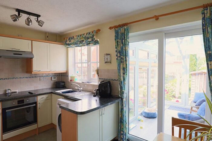 2 Bedroom End Of Terrace House For Sale In Oak Close, Exminster, EX6