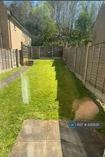 5 Bedroom Terraced House To Rent In Albany Gardens, Colchester, CO2