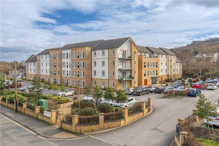 1 Bedroom Apartment To Rent In Railway Road, Ilkley, West Yorkshire, LS29