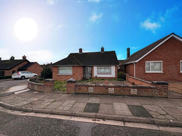 2 Bedroom Detached Bungalow For Sale In Laburnum Crescent, Spinney Hill, Northampton, NN3