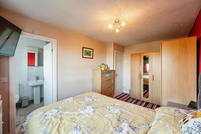 3 Bedroom Detached House For Sale In Willowmead Close, Scunthorpe, DN15