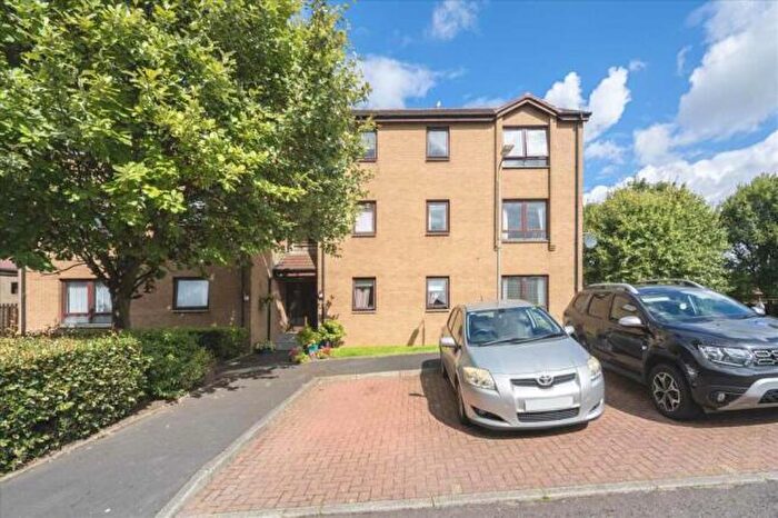 2 Bedroom Flat To Rent In Middlemass, Falkirk, FK2