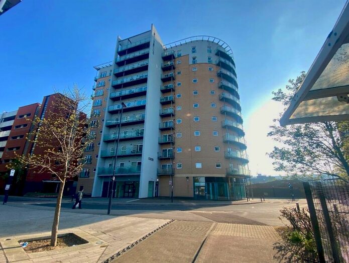 2 Bedroom Apartment To Rent In Coode House, Millsands, S3