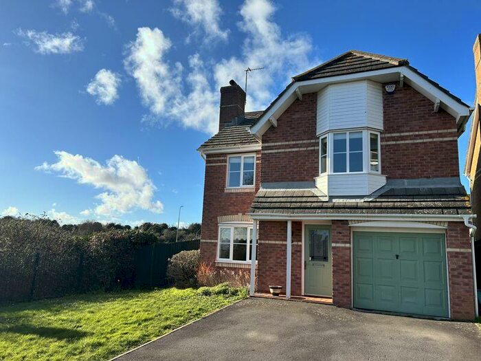 4 Bedroom Detached House To Rent In Heol Y Dryw, Rhoose, Vale Of Glamorgan, CF62