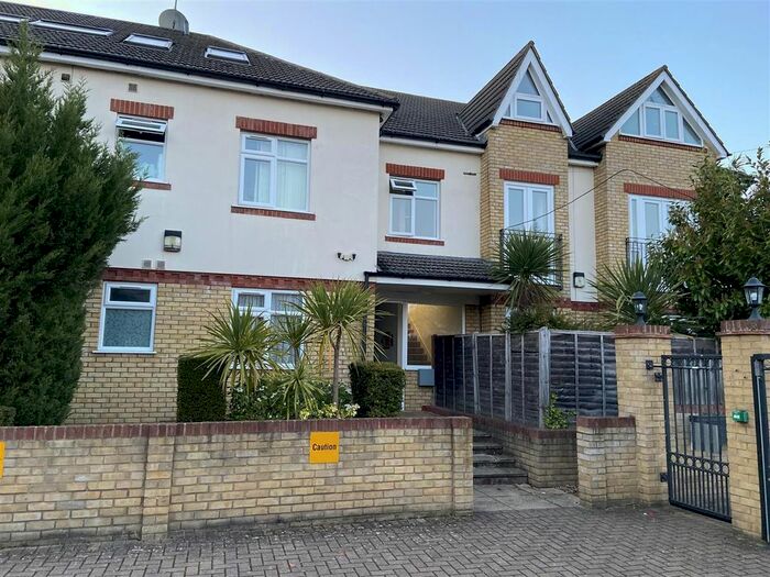 2 Bedroom Flat To Rent In Coachworks Lodge, B Whitefriars Drive, Harrow, HA3