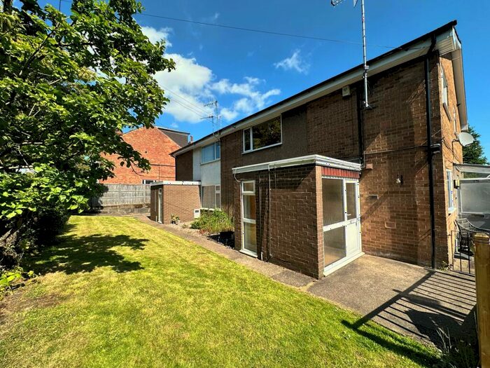 2 Bedroom Maisonette To Rent In Grafton Avenue, NG5