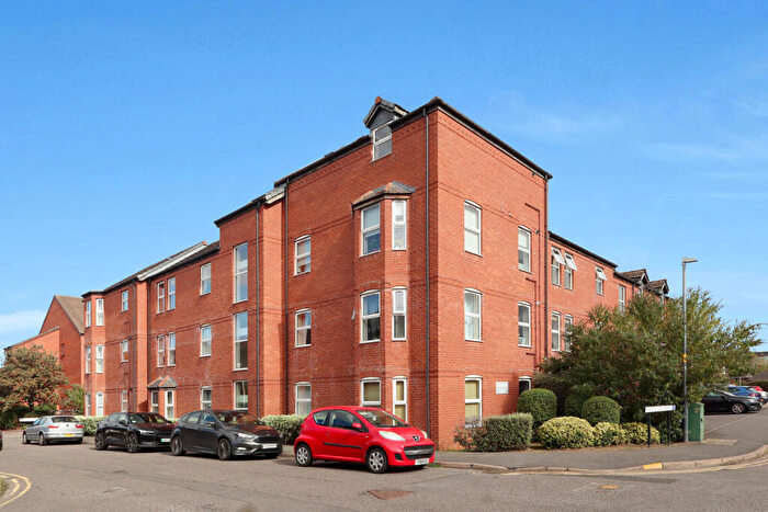 Flat For Sale In Little Pennington Street, Rugby, CV21