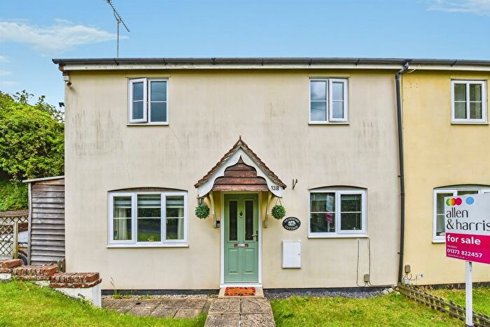 2 Bedroom End Terrace House For Sale In Brook Street, Warminster, BA12
