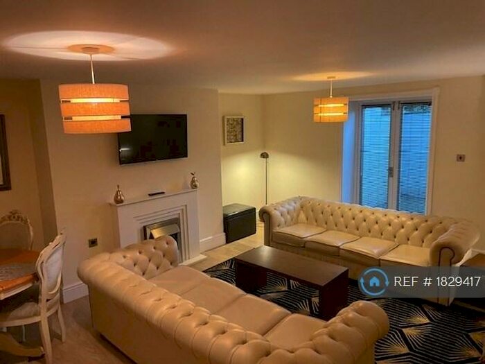 1 Bedroom Flat To Rent In Westcliffe Road, Southport, PR8