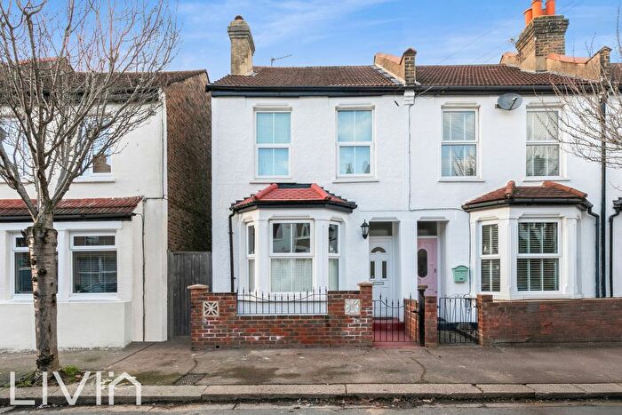 2 Bedroom Semi Detached House To Rent In Dominion Road, Croydon, Surrey, CR0