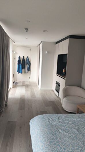 1 Bedroom Studio To Rent In Flat-, A Greenhill Way, Harrow, HA1