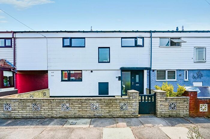 4 Bedroom Terraced House For Sale In Harrops Croft, Bootle, Merseyside, L30