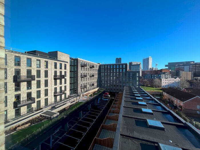 2 Bedroom Flat To Rent In Islington Street, Salford, M3