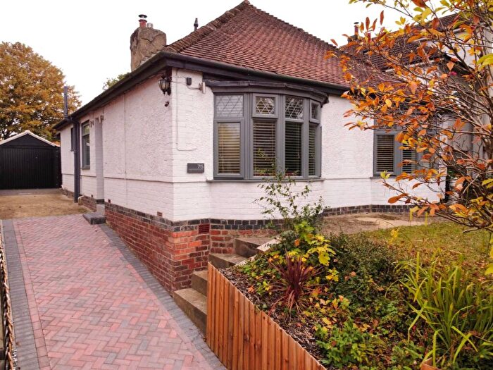 3 Bedroom Bungalow For Sale In Stanton Road, Burton-on-Trent, DE15