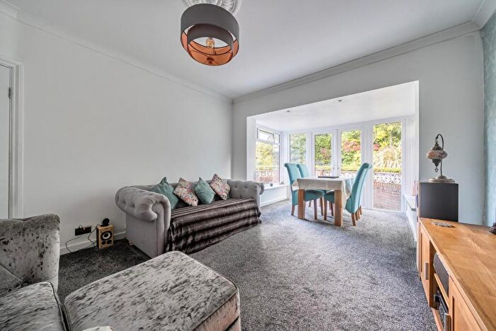 2 Bedroom Bungalow For Sale In Lone Valley, Widley, PO7