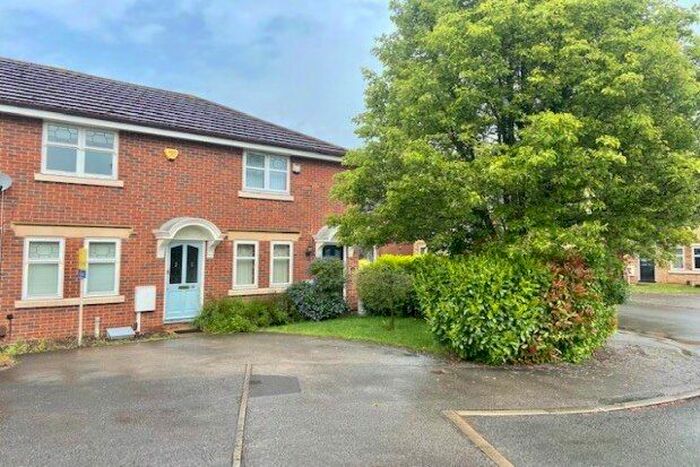 2 Bedroom Town House To Rent In Ashness Close, Nottingham, NG2
