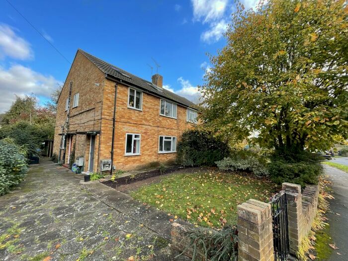 2 Bedroom Maisonette To Rent In Acacia Road, Leamington Spa, CV32