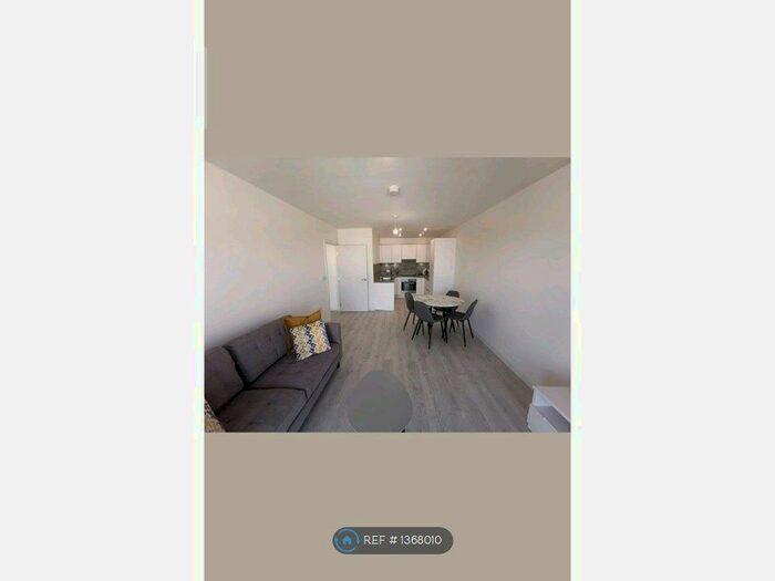 1 Bedroom Flat To Rent In Hargrave Drive, Harrow, HA1