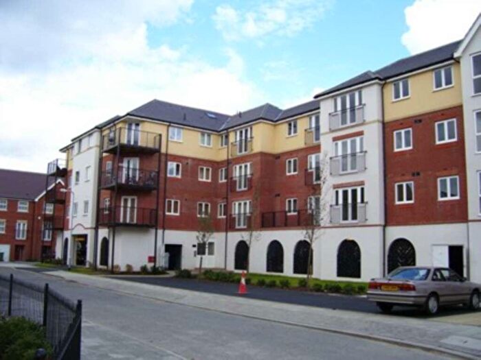 1 Bedroom Apartment For Sale In Pettacre Close, West Thamesmead, SE28