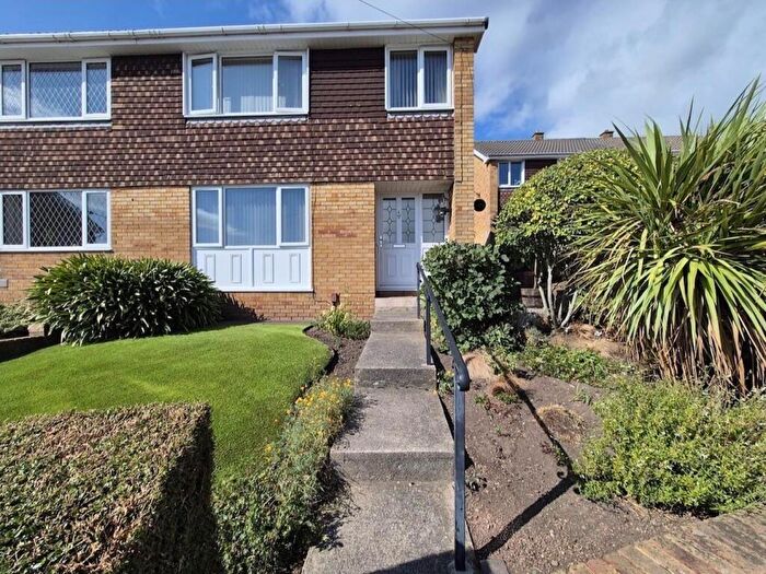 3 Bedroom Semi Detached House For Sale In Nibletts Hill, St George, BS5