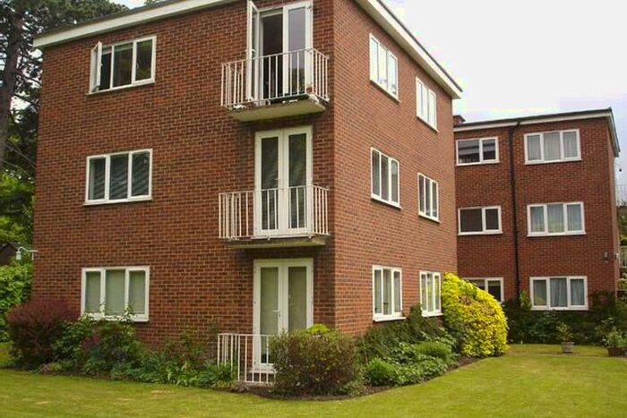 2 Bedroom Flat To Rent In Biskra Court, Grandfield Ave, Nas Wood, Watford, WD17