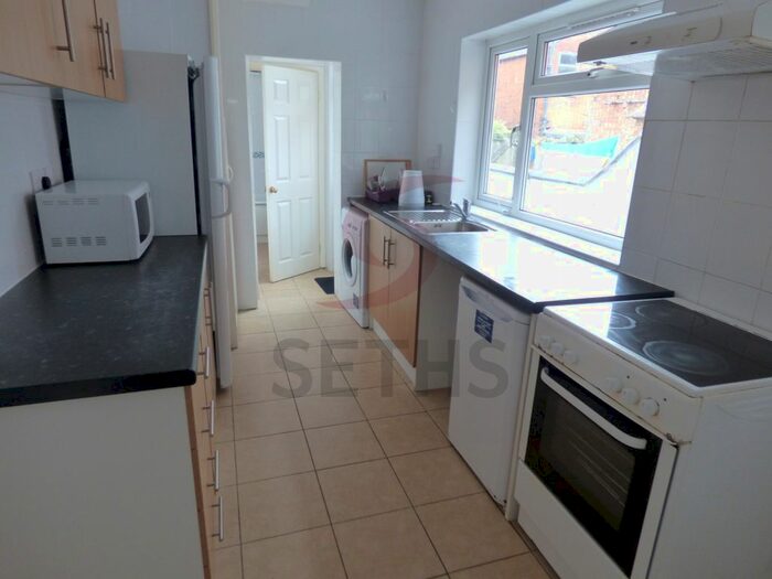 4 Bedroom Terraced House To Rent In Noel Street, Leicester, LE3