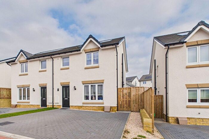 3 Bedroom Semi-Detached House For Sale In Harton Court, East Kilbride, G75