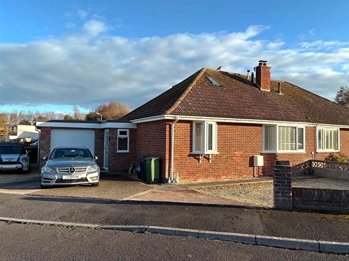 3 Bedroom Semi-detached Bungalow For Sale In Margaret Crescent, Burnham-On-Sea, TA8