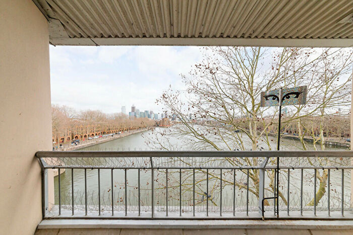 1 Bedroom Apartment To Rent In Elbourne Court, Worgan Street, SE16