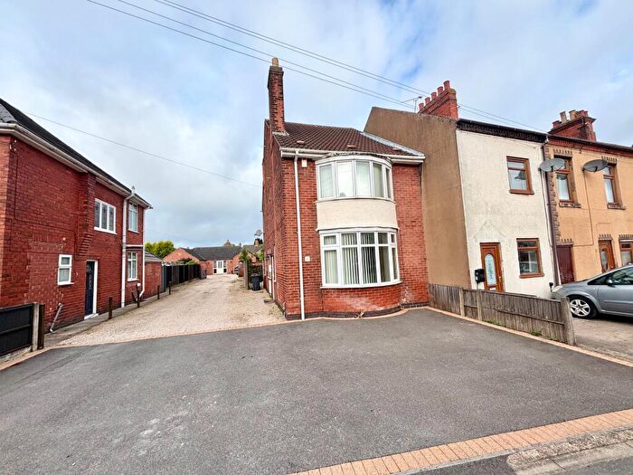 3 Bedroom Semi-Detached House To Rent In Central Road, Hugglescote, LE67