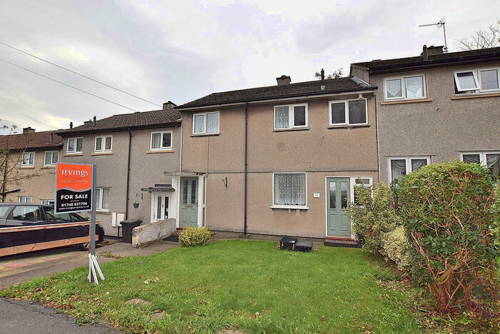 3 Bedroom Terraced House For Sale In Norman Square, Richmond, DL10