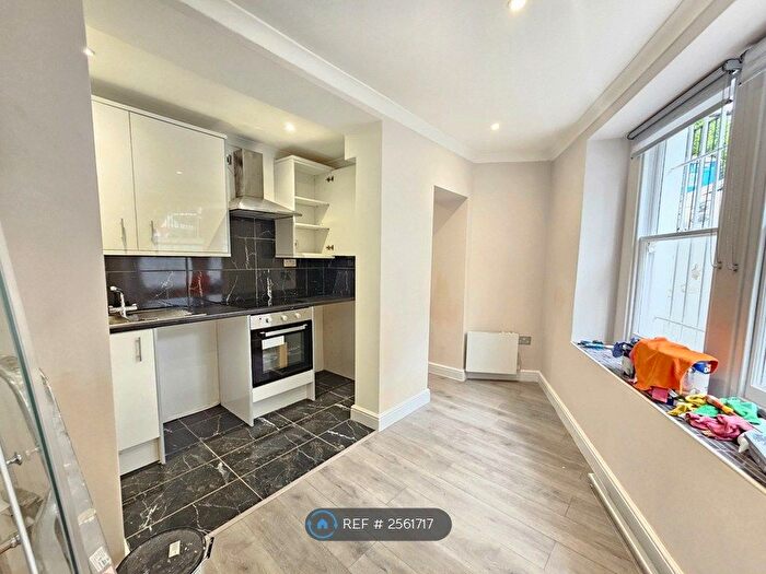 2 Bedroom Flat To Rent In Grittleton Road, London, W9