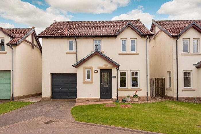 4 Bedroom Detached House For Sale In West Fenton Gait, Gullane, East Lothian, EH31