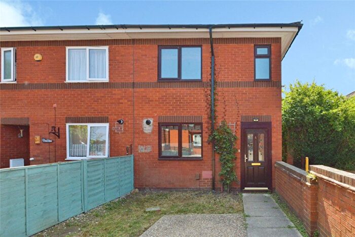 2 Bedroom Property To Rent In Tamarisk Court, Milton Keynes, MK7