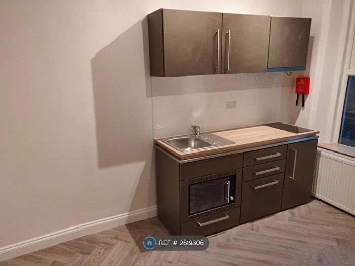 Studio To Rent In Maygrove Road, London, NW6