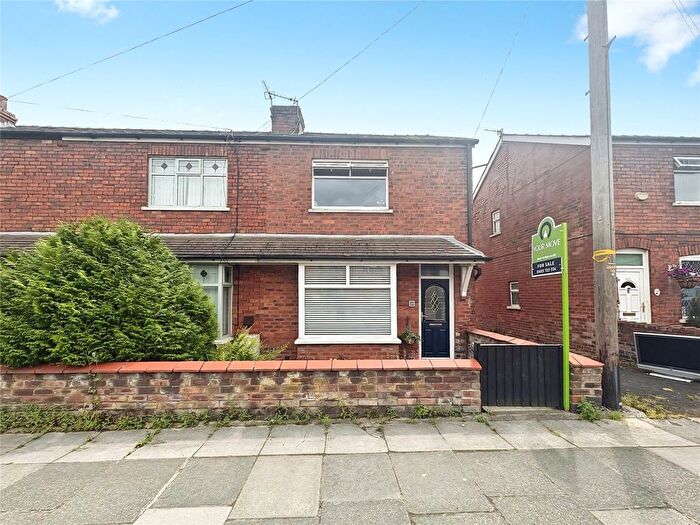 2 Bedroom End Of Terrace House For Sale In High Street, Skelmersdale, Lancashire, WN8