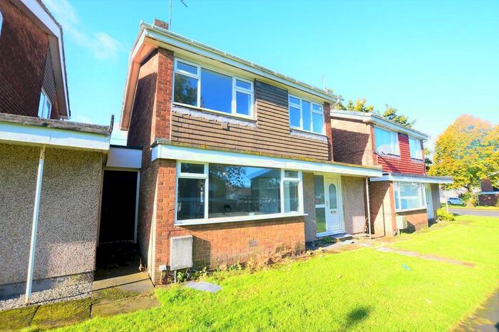 3 Bedroom Link Detached House To Rent In Newtown Villas, Sacriston, Durham, DH7