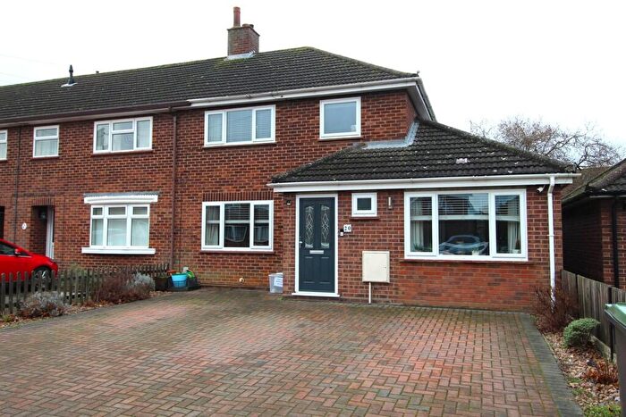 4 Bedroom End Of Terrace House For Sale In Spring Grove, Sandy, SG19