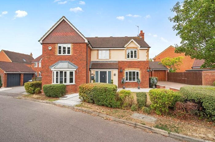 4 Bedroom Detached House For Sale In Spriggs Close, Clapham, MK41